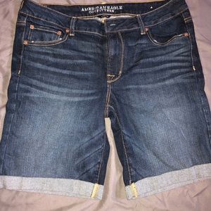 American Eagle Bermuda shorts